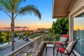 Ocean-View Mountaintop Getaway. Jacuzzi/Ping-Pong!